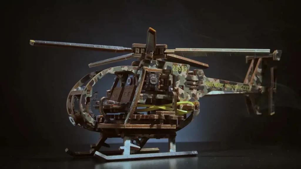 Puzzle 3D drewniane - Helikopter Limitowana Edycja Opis 1