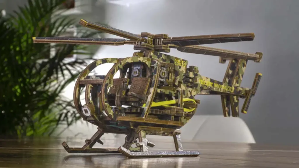 Puzzle 3D drewniane - Helikopter Limitowana Edycja Opis 5