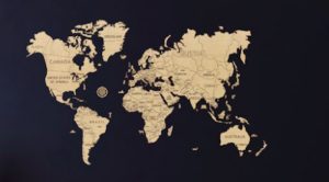 Drewniane mapy świata na ścianę 3D